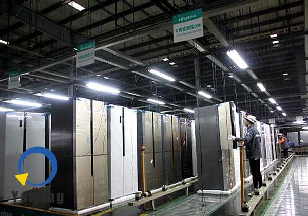 Refrigerator assembly line